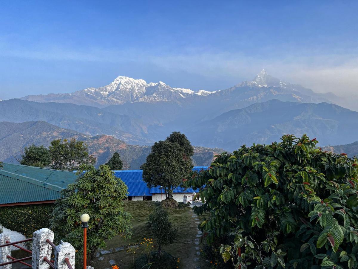 Es Deurali Resort Pokhara Exterior photo