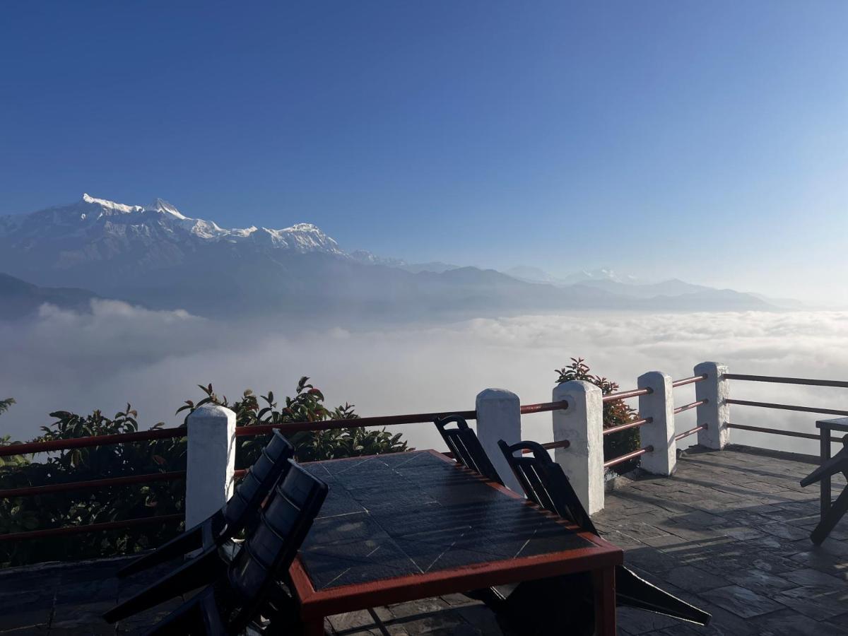 Es Deurali Resort Pokhara Exterior photo
