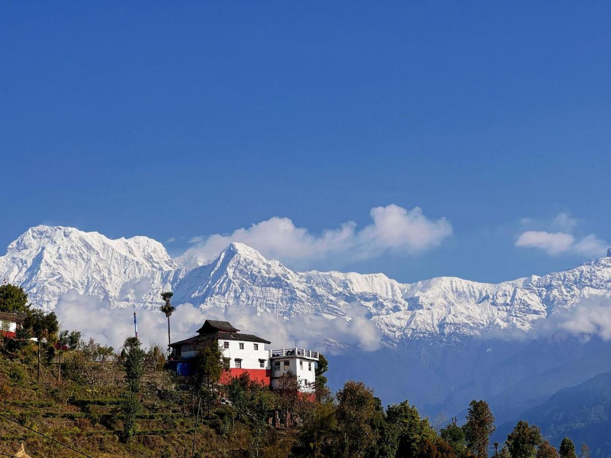 Es Deurali Resort Pokhara Exterior photo