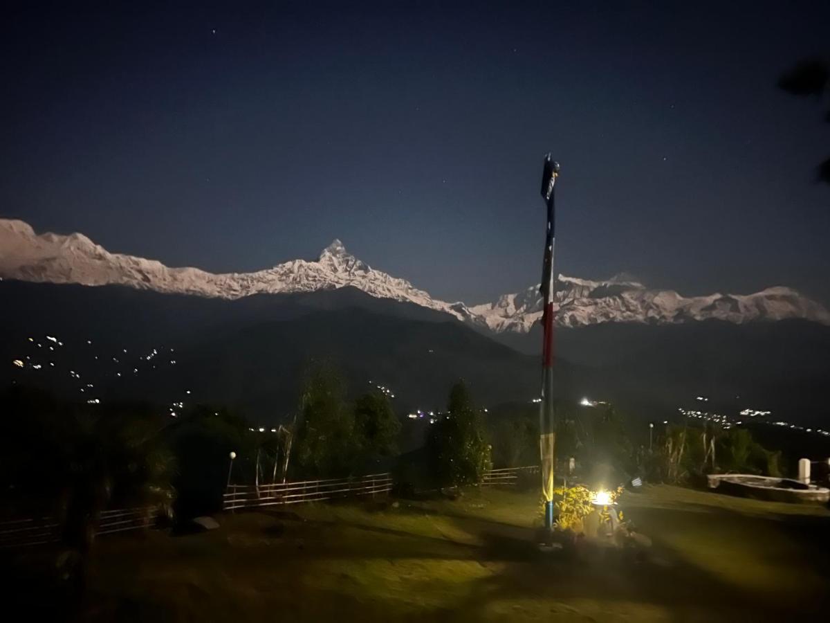 Es Deurali Resort Pokhara Exterior photo