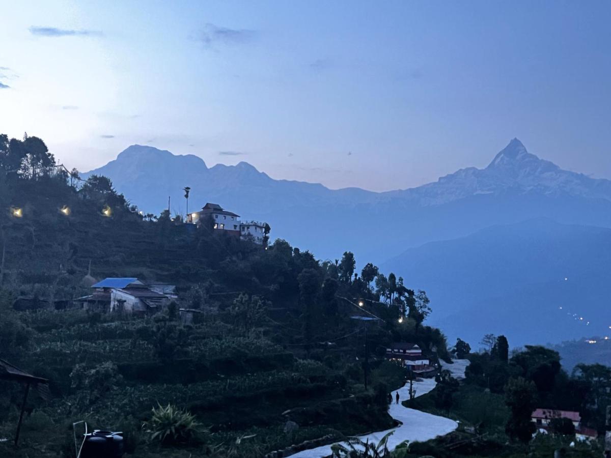 Es Deurali Resort Pokhara Exterior photo