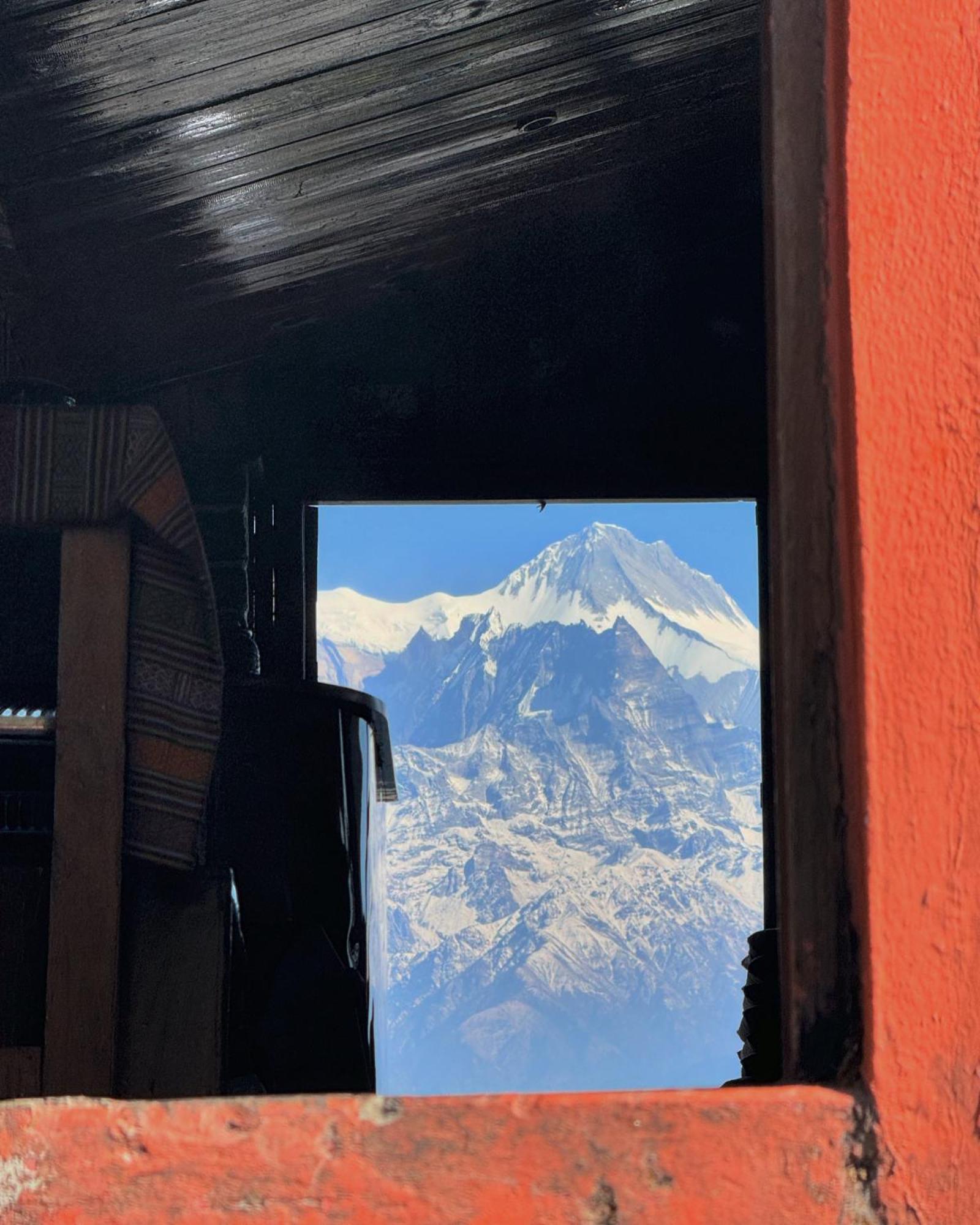 Es Deurali Resort Pokhara Exterior photo